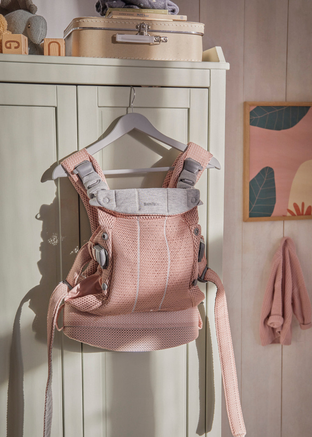 babybjorn-baby-carrier | Dusty pink