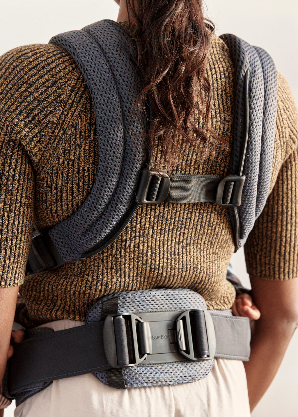 babybjorn-baby-carrier | Anthracite