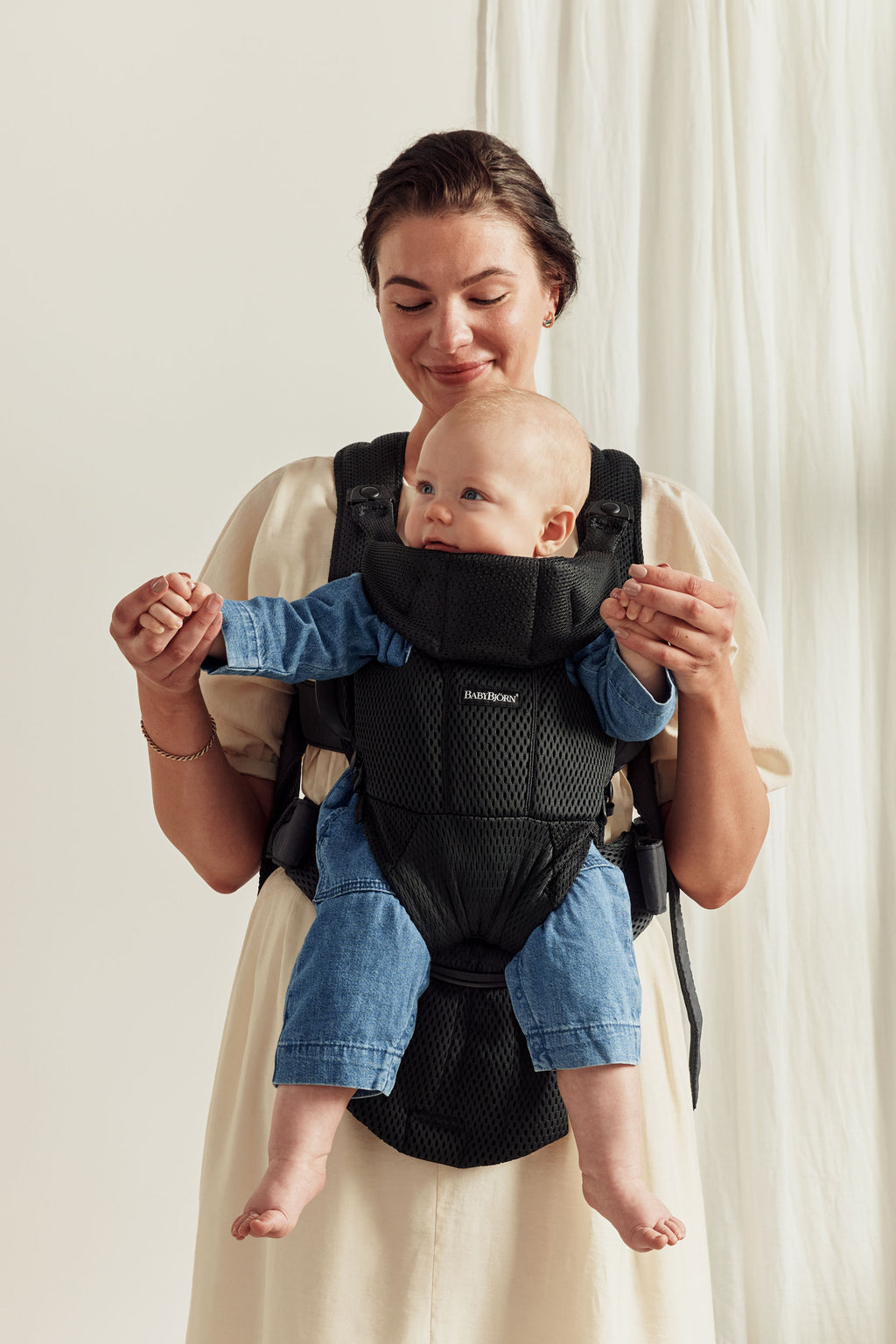 Baby Carrier Move