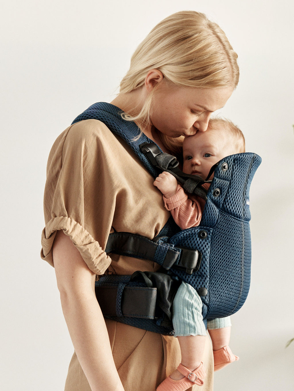 babybjorn-baby-carrier | Navy blue
