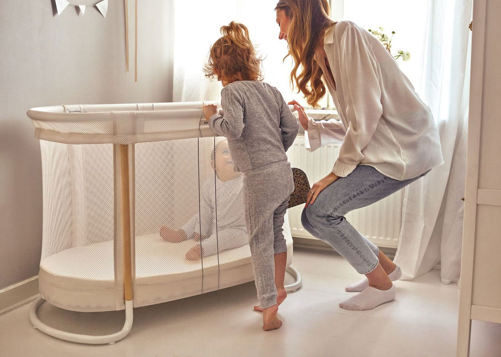 How to Lower the Mattress of Your Baby Crib